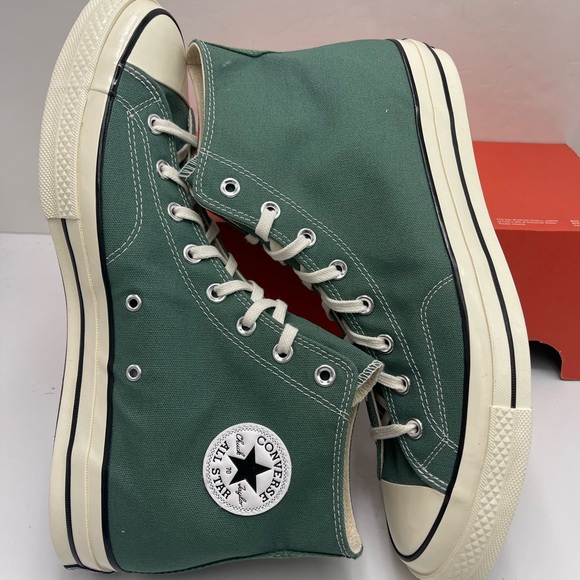 Converse Men's A06521C
CHUCK 70 HI
ADMIRAL ELM/EGRET/BLK Green High-Top Sneakers - Picture 8 of 16